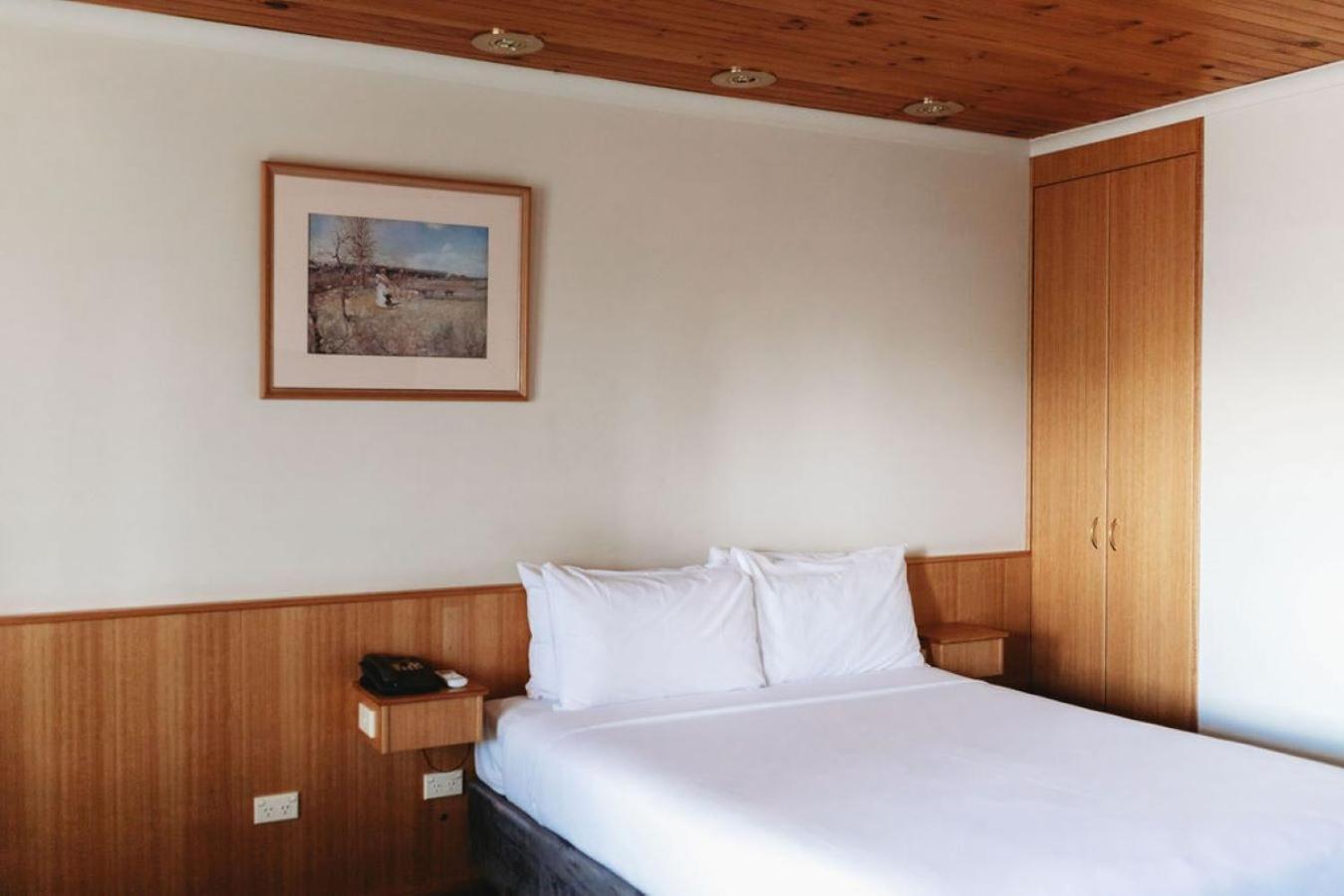 Echuca Nirebo Motel מראה חיצוני תמונה