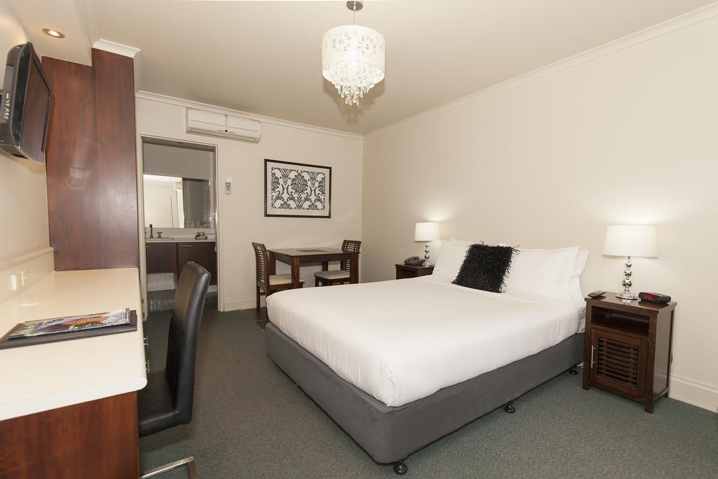 Echuca Nirebo Motel מראה חיצוני תמונה
